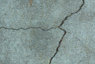 earthquake crack